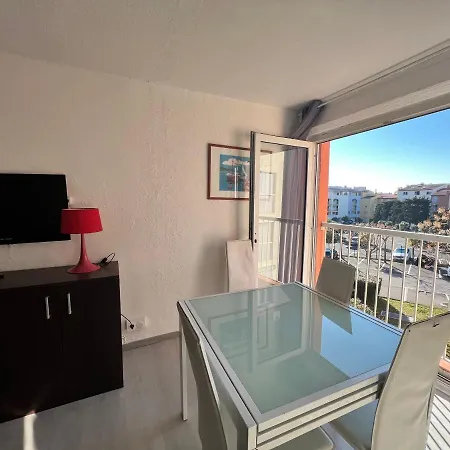 Studio Au Cap D'agde Jules Verne 호텔 *